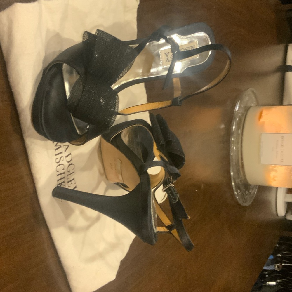 Badgley Mischka Black Heels with Bow Accent